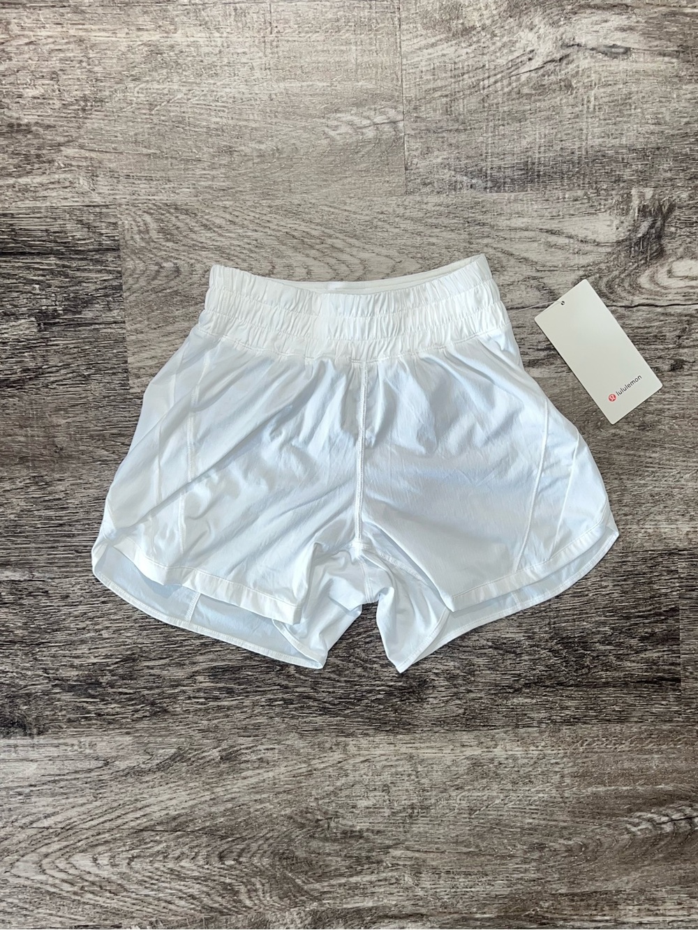 Lululemon Track That HR White 5” Lined Active Shorts Women’s Size 4